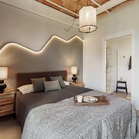 Uyuni - 2 Bedrooms And Balcony In Eixample Dreta Apartment