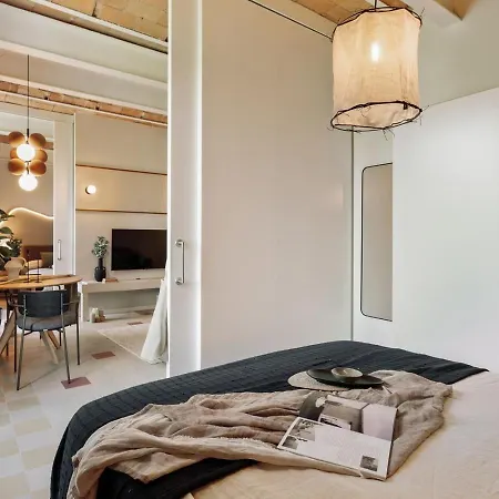 Uyuni - 2 Bedrooms And Balcony In Eixample Dreta